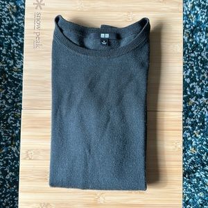 Extra Fine Merino Crew Neck Long-Sleeve Sweater